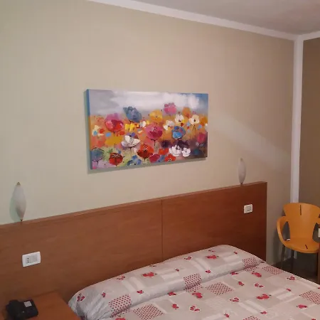 Hotel Del Porcino Carro
