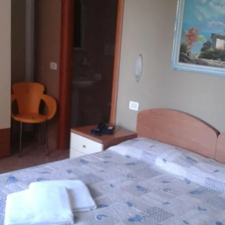 Hotel Del Porcino 2*